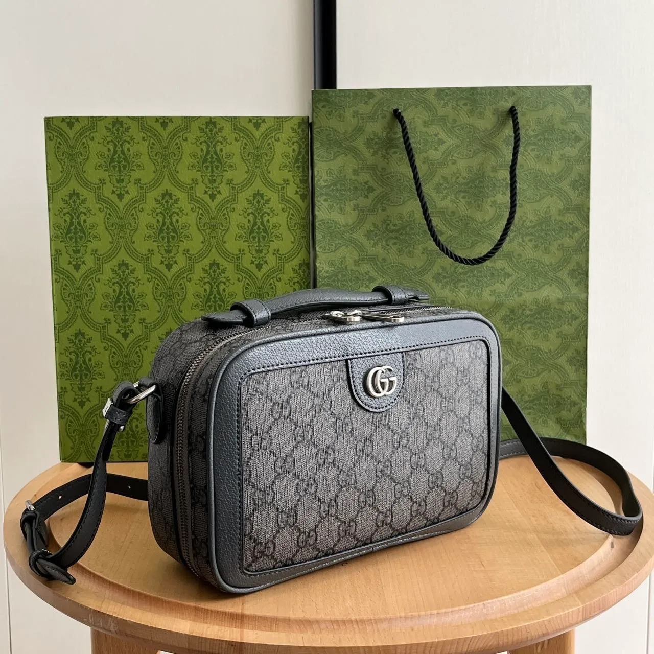 All Categories Official Website "Brand Women's Bags" Women's Bags 💙 GUCCI 2026 New GUCCI Crossbody Bag