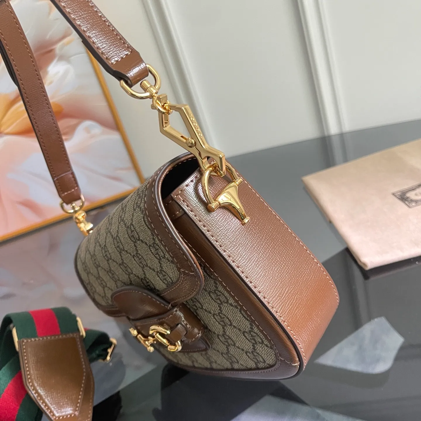 All Categories Official Website "Brand Women's Bags" Women's Bags 💙 GUCCI 2025 New GUCCI Crossbody Bag