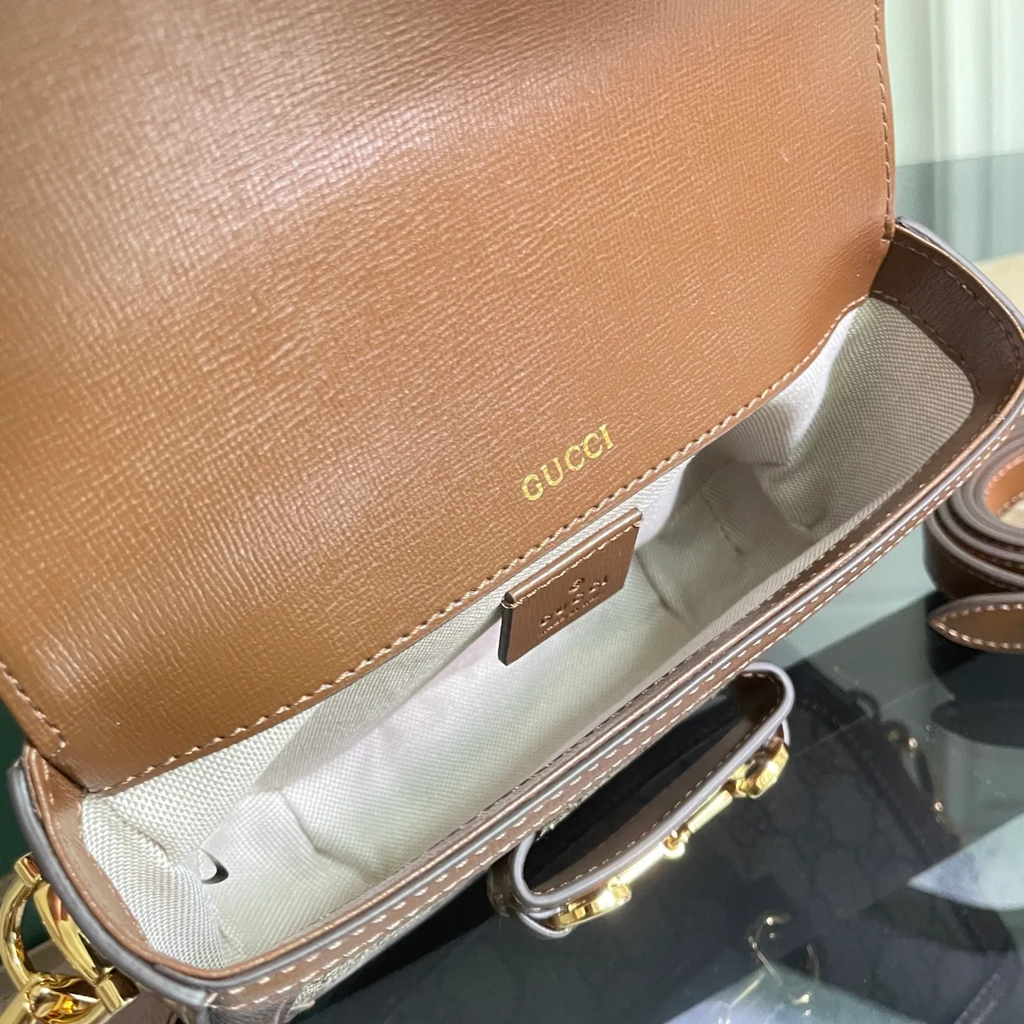 All Categories Official Website "Brand Women's Bags" Women's Bags 💙 GUCCI 2025 New GUCCI Crossbody Bag