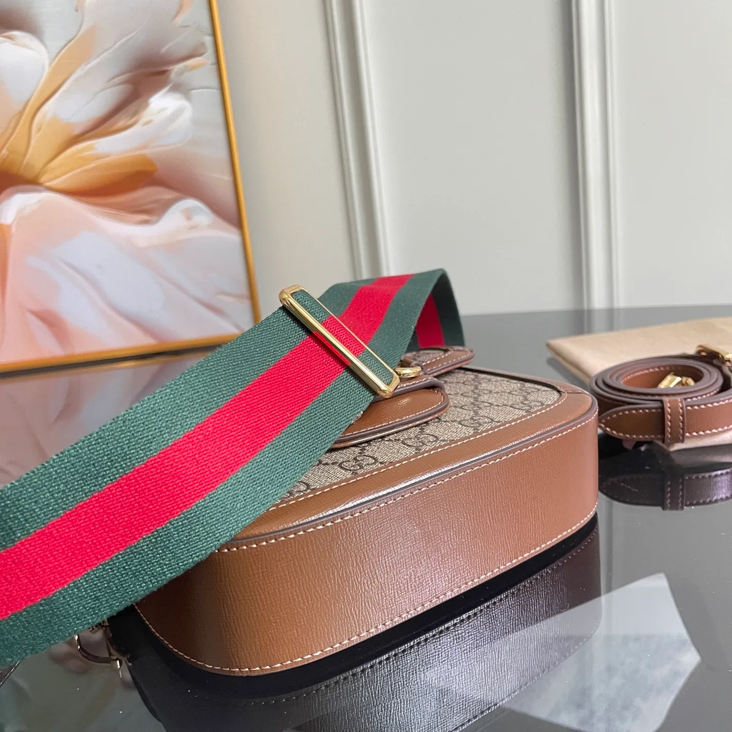 All Categories Official Website "Brand Women's Bags" Women's Bags 💙 GUCCI 2025 New GUCCI Crossbody Bag