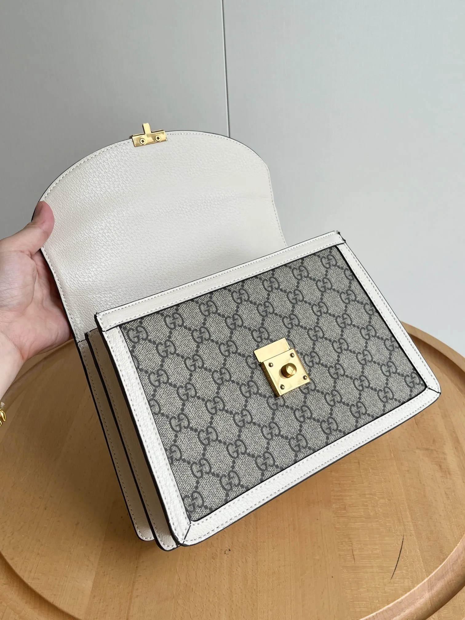 All Categories Official Website "Brand Women's Bags" Women's Bags 💙 GUCCI 2026 New GUCCI Crossbody Bag