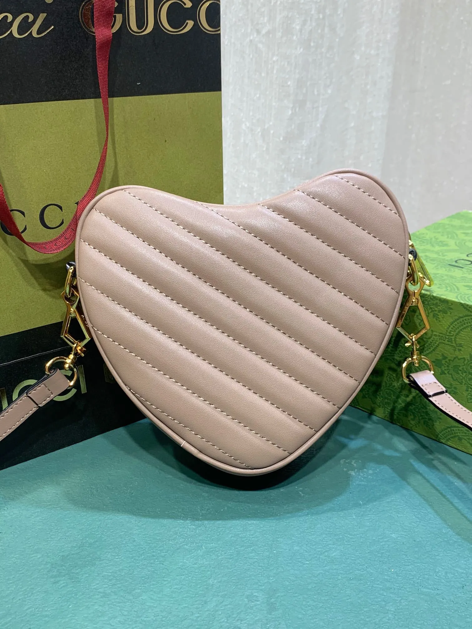 All categories Official website "Brand Women's Bags" Women's Bags 💙 GUCCI 2023 latest GUCCI crossbody bag