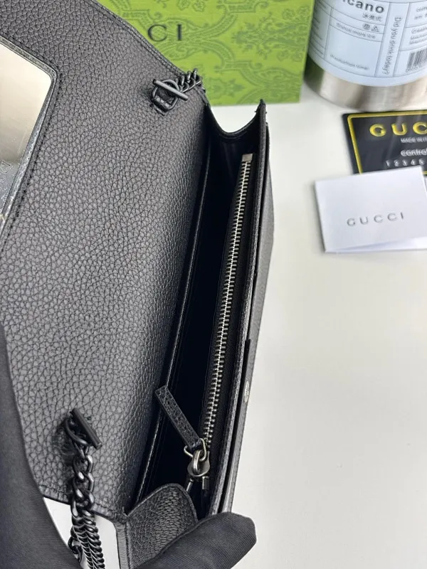 All categories Official website "Brand Women's Bags" Women's Bags 💙 GUCCI 2025 new GUCCI armpit bag