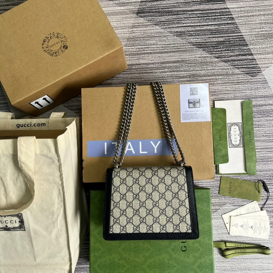 All Categories Official Website "Brand Women's Bags" Women's Bags 💙 GUCCI 2025 New GUCCI Crossbody Bag
