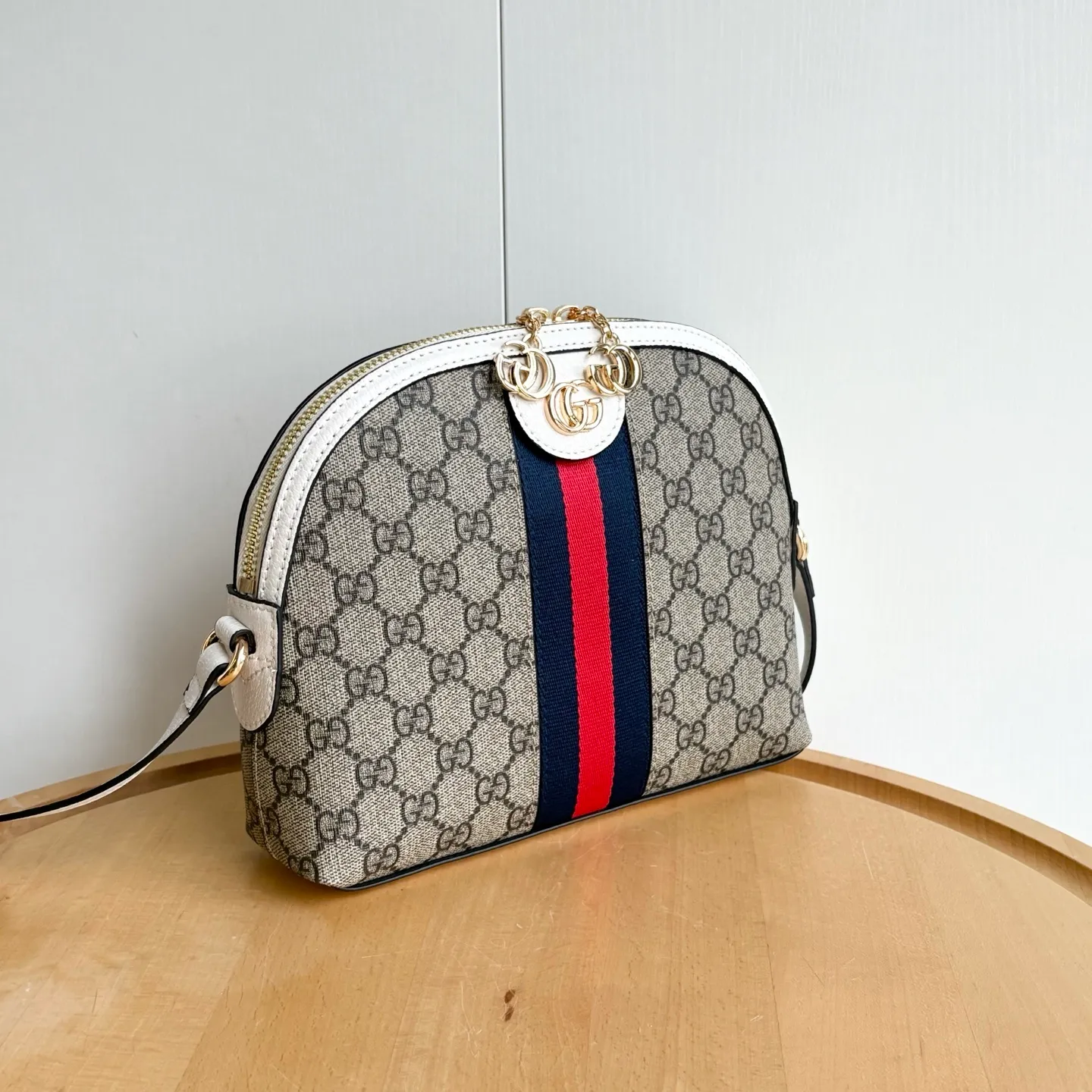 All Categories Official Website "Brand Women's Bags" Women's Bags 💙 GUCCI 2026 New GUCCI Crossbody Bag