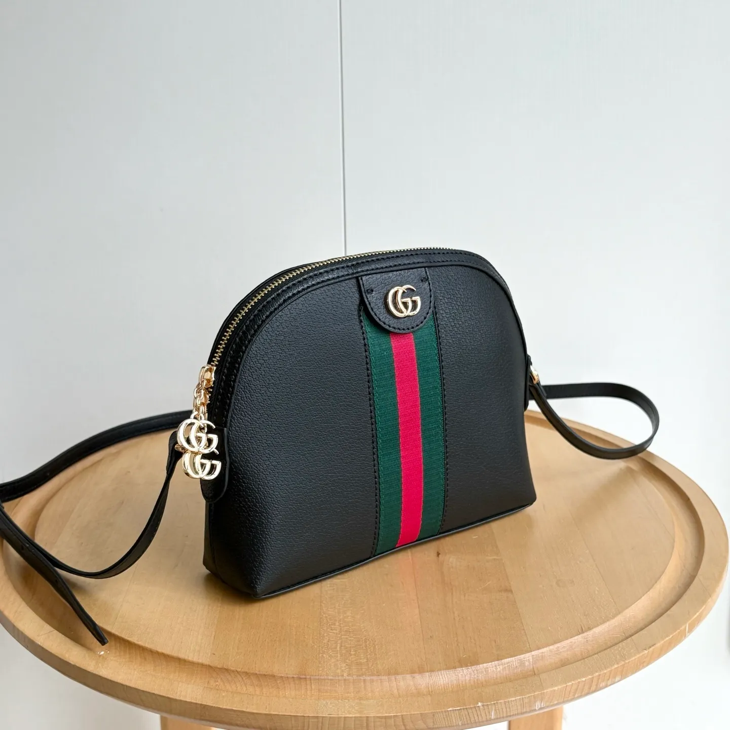All Categories Official Website "Brand Women's Bags" Women's Bags 💙 GUCCI 2026 New GUCCI Crossbody Bag