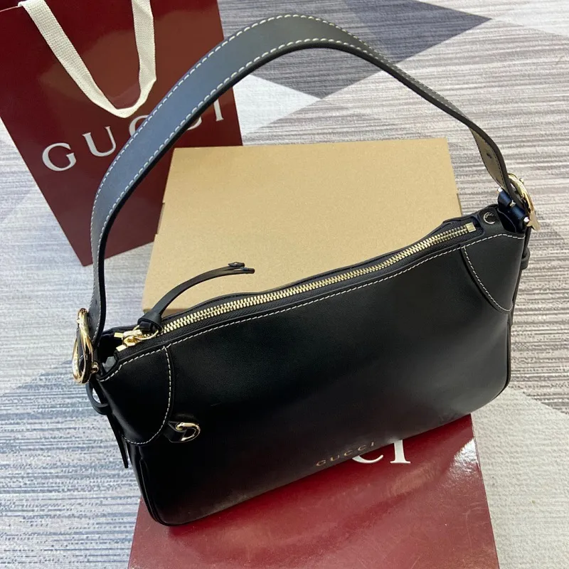All categories Official website "Brand Women's Bags" Women's Bags 💙 GUCCI 2025 new GUCCI armpit bag