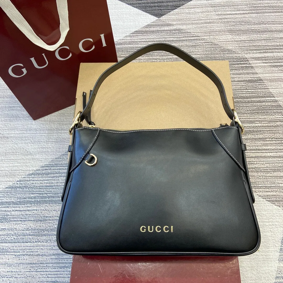 All categories Official website "Brand Women's Bags" Women's Bags 💙 GUCCI 2025 new GUCCI armpit bag