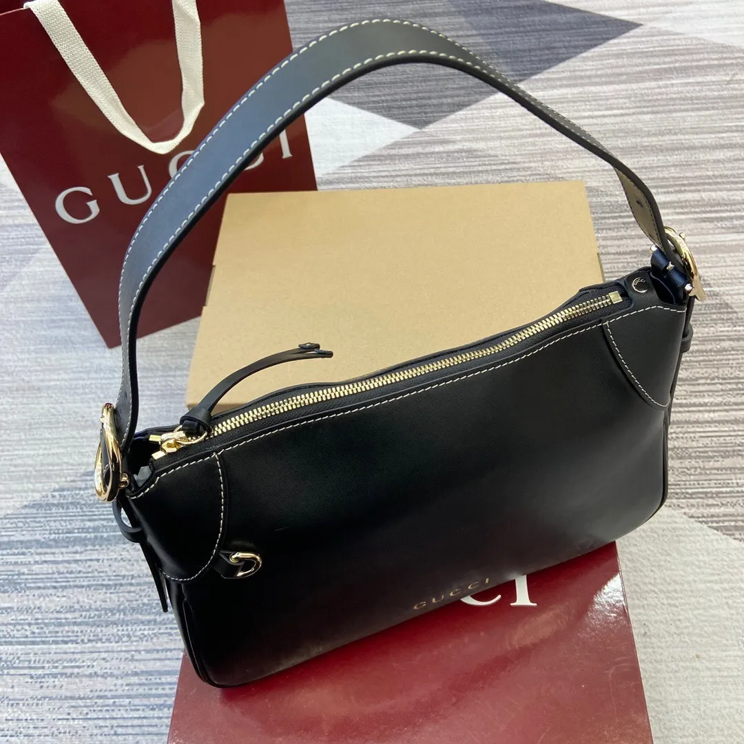 All categories Official website "Brand Women's Bags" Women's Bags 💙 GUCCI 2025 new GUCCI armpit bag