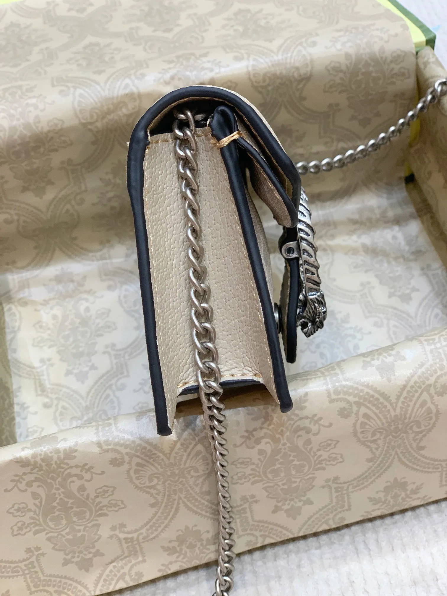 All categories Official website "Brand Women's Bags" Women's Bags 💙 GUCCI 2023 latest GUCCI crossbody bag