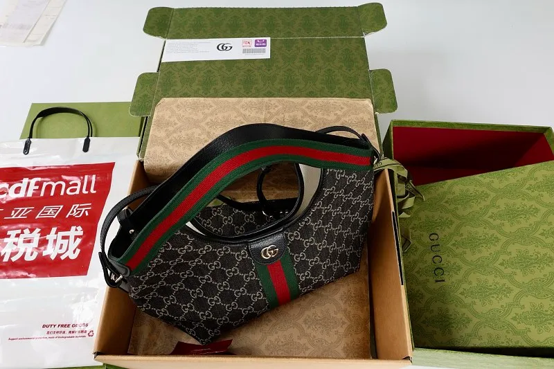 All categories Official website "Brand Women's Bags" Women's Bags 💙 GUCCI 2026 GUCCI new crossbody shoulder bag