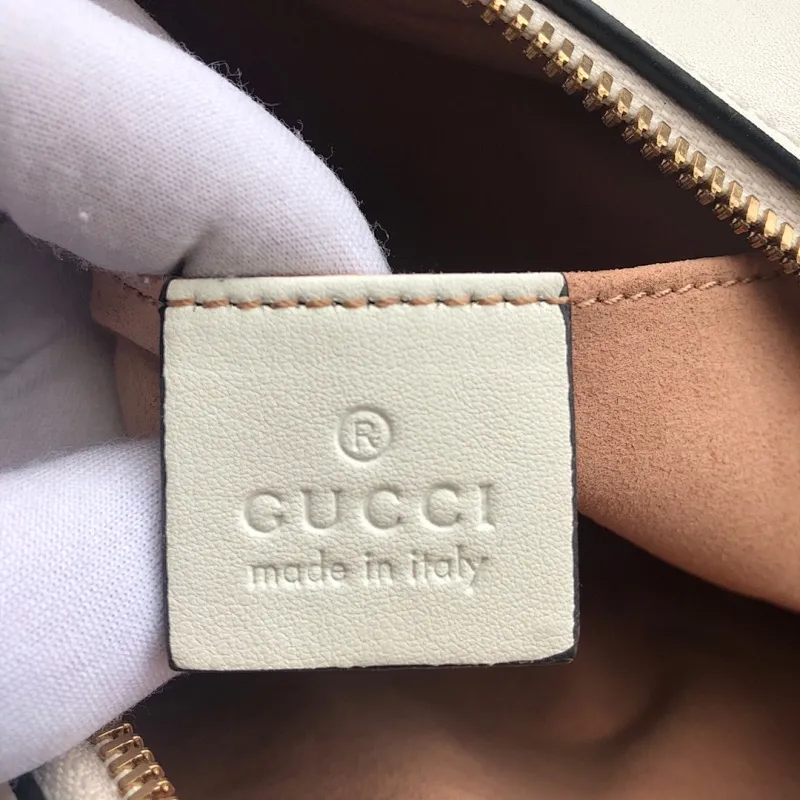 All categories Official website "Brand Women's Bags" Women's Bags 💙 GUCCI Fine imitation Gucci, high imitation Gucci bags, Gucci crossbody bags, 2022 official latest version Gucci crossbody bags, Gucci bag factory, recommended bags, size: 24-13-7CM