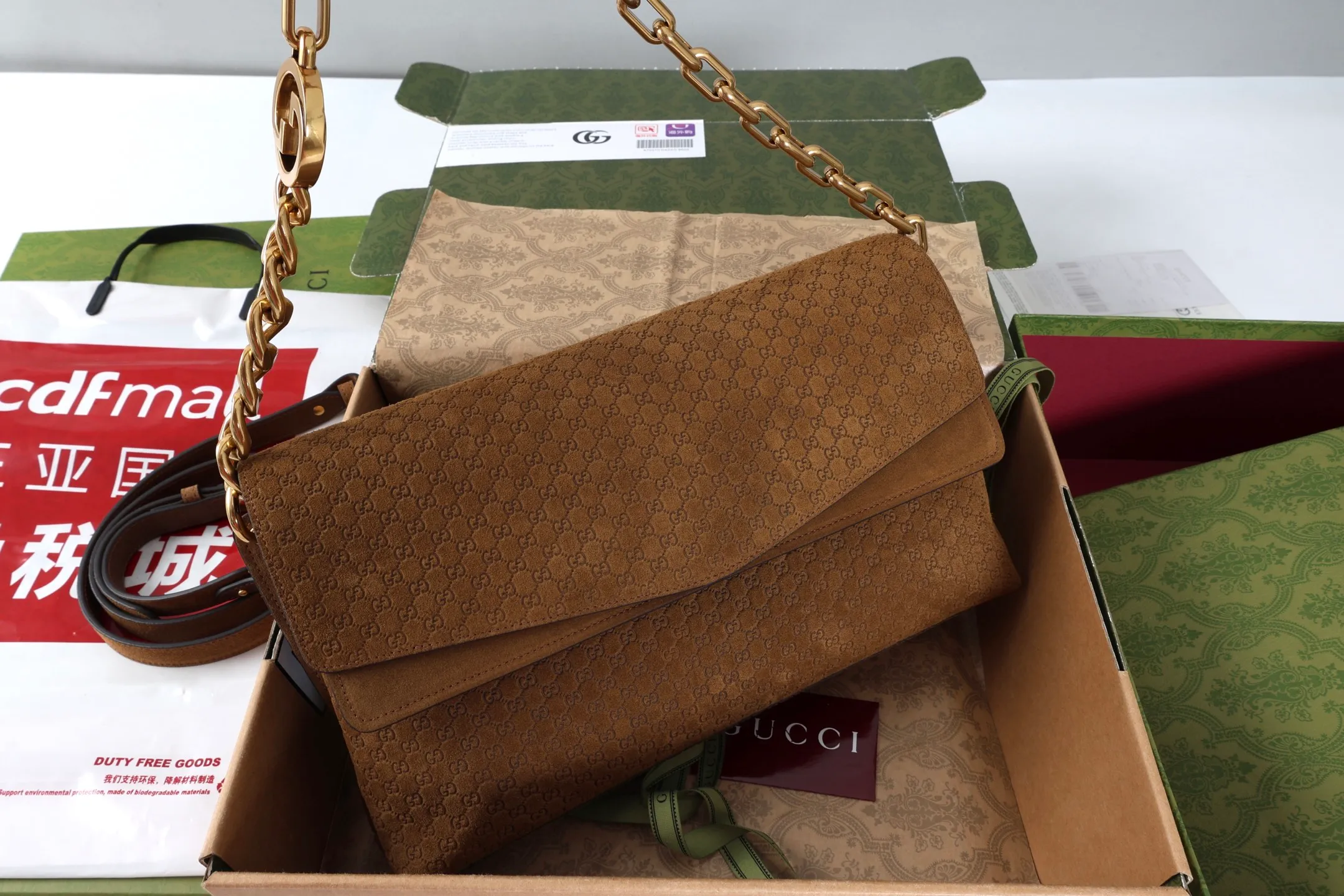 All categories Official website "Brand Women's Bags" Women's Bags 💙 GUCCI 2026 GUCCI new crossbody shoulder bag