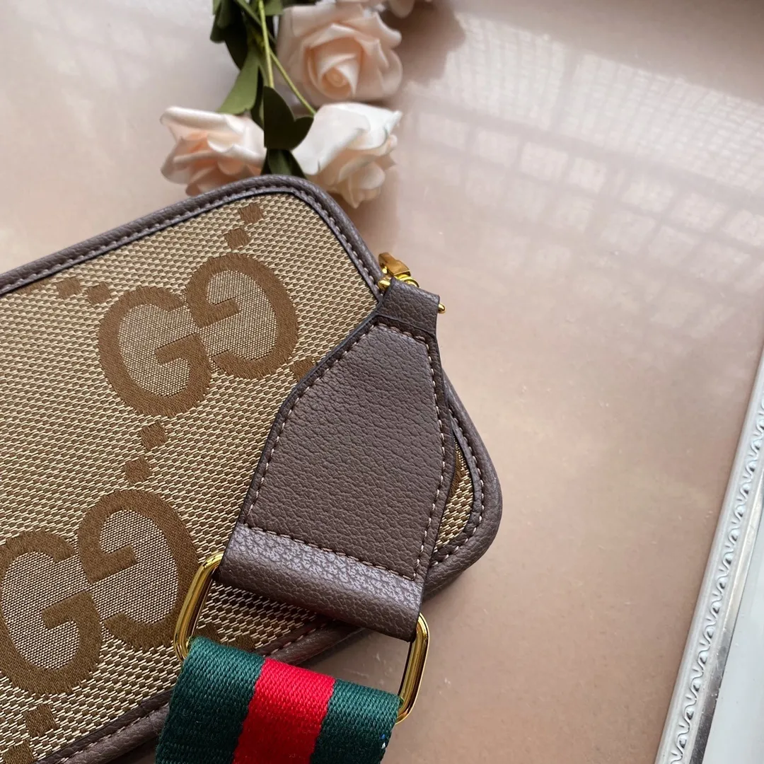 All categories Official website "Brand Women's Bags" Women's Bags 💙 GUCCI 2022 Official New Gucci Crossbody Bag Wholesale 58001800 High Quality Specifications: 22.5-14-7CM