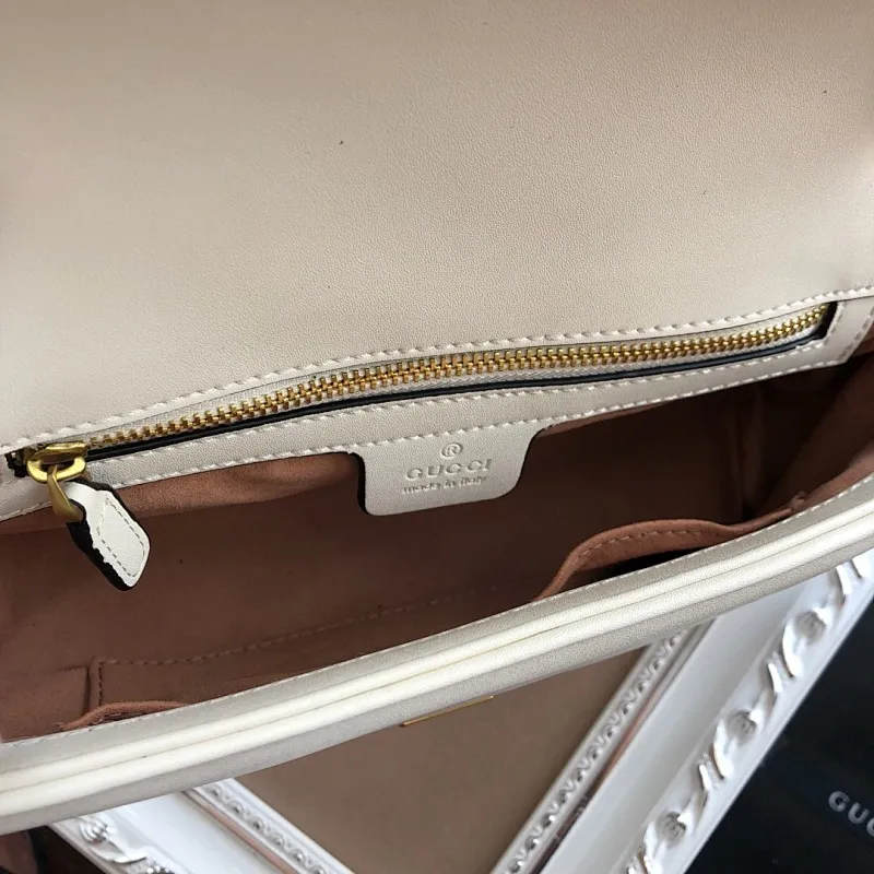 All categories Official website "Brand Women's Bags" Women's Bags 💙 GUCCI Fine imitation Gucci, high imitation Gucci bags, Gucci crossbody bags, 2022 official latest version Gucci crossbody bags, Gucci bag factory, recommended bags, size: 26-15-7CM