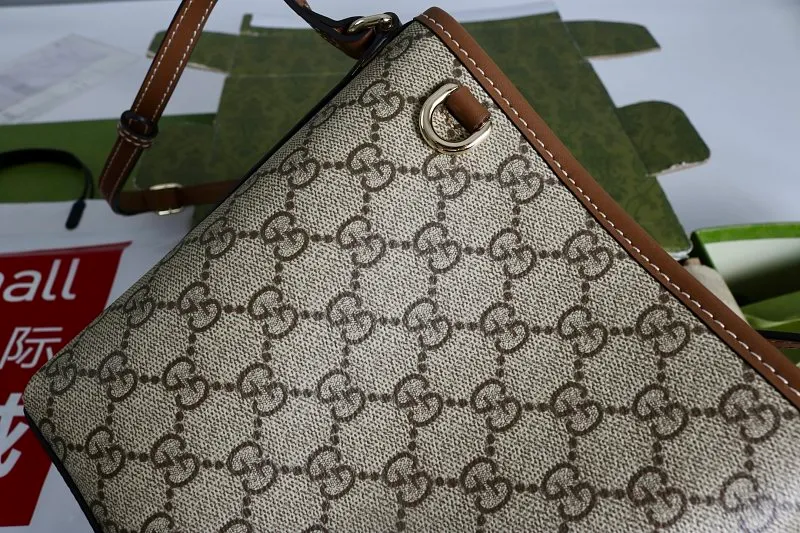 All categories Official website "Brand Women's Bags" Women's Bags 💙 GUCCI 2026 GUCCI new crossbody shoulder bag