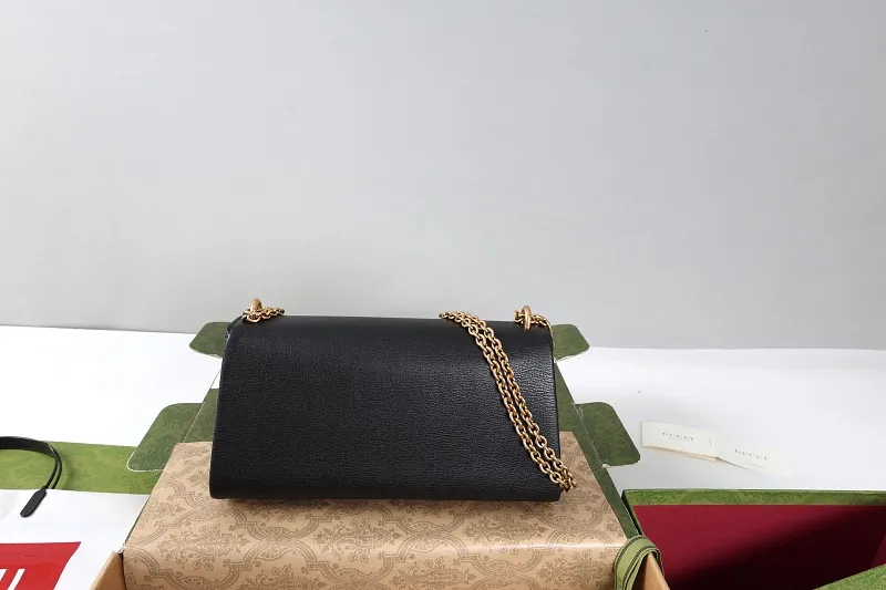 All categories Official website "Brand Women's Bags" Women's Bags 💙 GUCCI 2026 GUCCI new crossbody shoulder bag