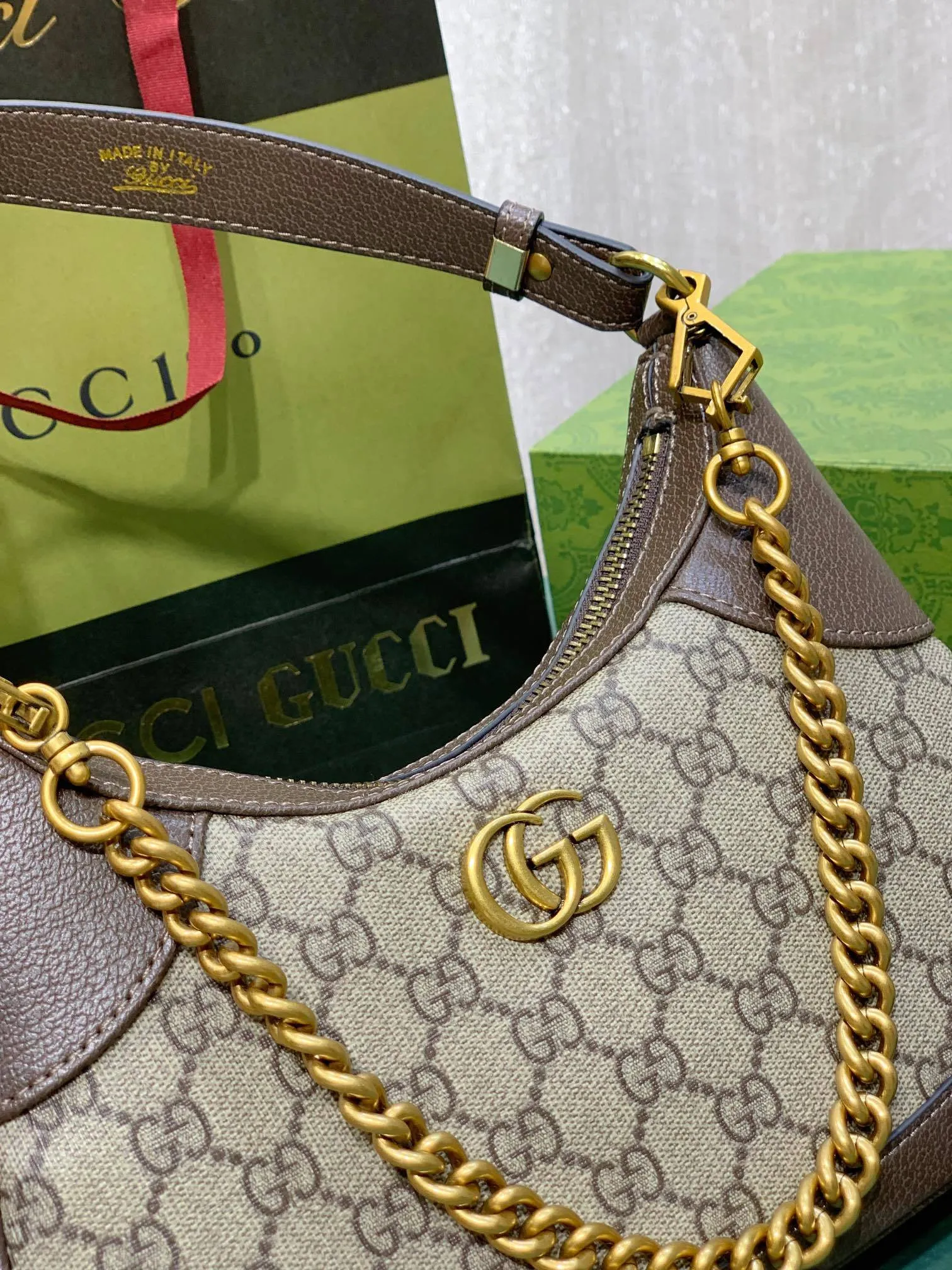 All categories Official website "Brand Women's Bags" Women's Bags 💙 GUCCI 2024 latest GUCCI crossbody bag