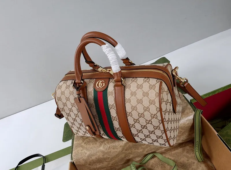 All categories Official website "Brand Women's Bags" Women's Bags 💙 GUCCI 2026 GUCCI new crossbody shoulder bag