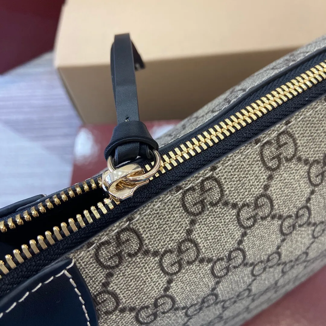 All Categories Official Website "Brand Women's Bags" Women's Bags 💙 GUCCI 2025 New GUCCI Crossbody Bag