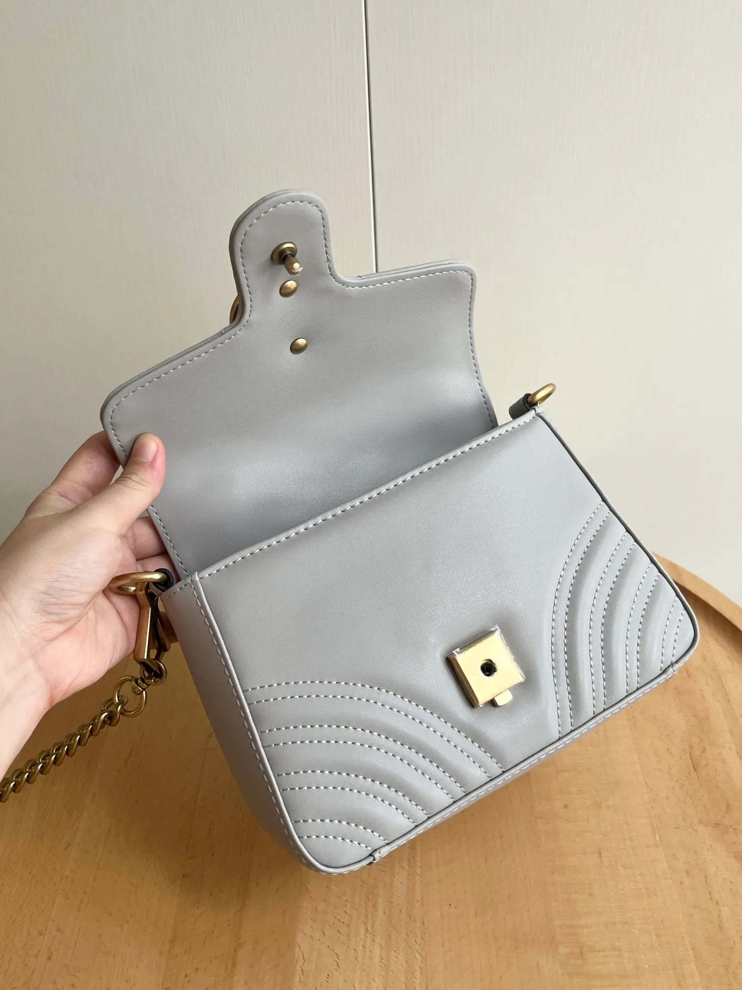 All Categories Official Website "Brand Women's Bags" Women's Bags 💙 GUCCI 2026 New GUCCI Crossbody Bag