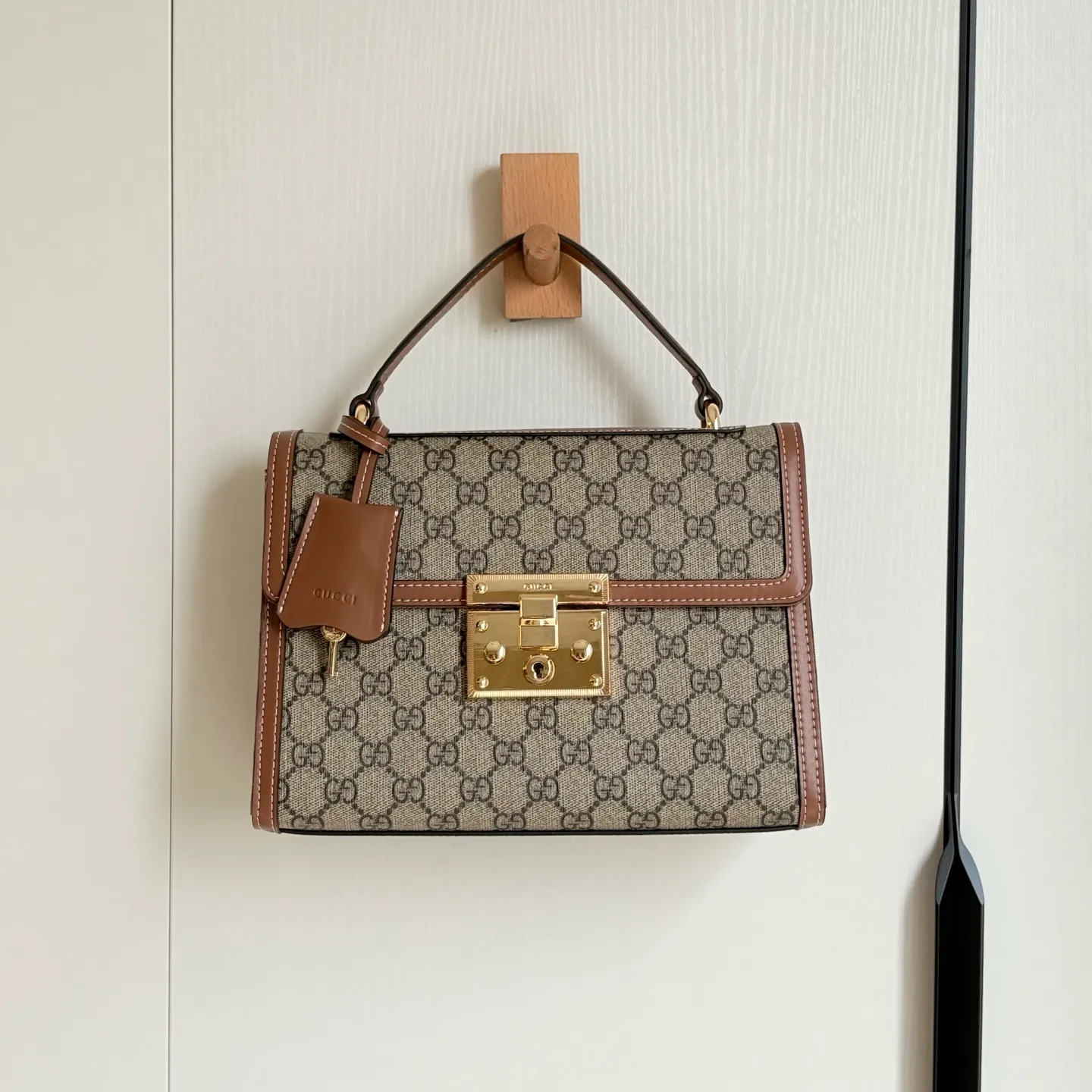 All Categories Official Website "Brand Women's Bags" Women's Bags 💙 GUCCI 2026 New GUCCI Crossbody Bag