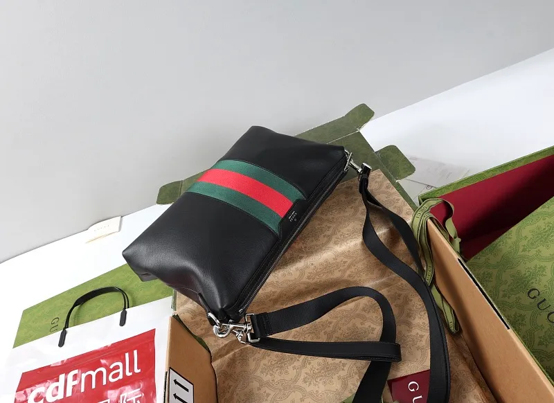 All categories Official website "Brand Women's Bags" Women's Bags 💙 GUCCI 2026 GUCCI new crossbody shoulder bag