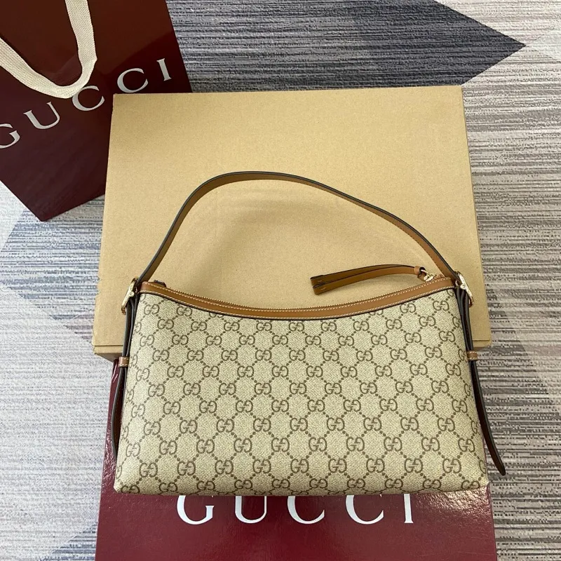 All categories Official website "Brand Women's Bags" Women's Bags 💙 GUCCI 2025 new GUCCI armpit bag
