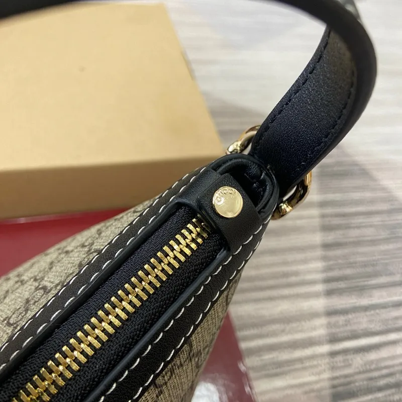 All categories Official website "Brand Women's Bags" Women's Bags 💙 GUCCI 2025 new GUCCI armpit bag