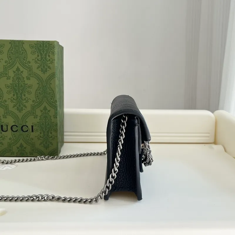 All categories Official website "Brand Women's Bags" Women's Bags 💙 GUCCI 2024 latest GUCCI crossbody bag