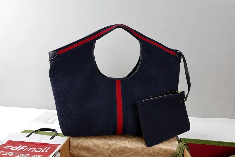 All Categories Official Website "Brand Women's Bags" Women's Bags 💙 GUCCI 2026 Classic GUCCI Print Crossbody Bag