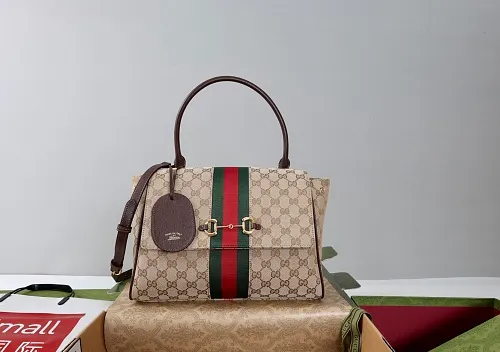 All categories Official website "Brand Women's Bags" Women's Bags 💙 GUCCI 2026 GUCCI new crossbody shoulder bag