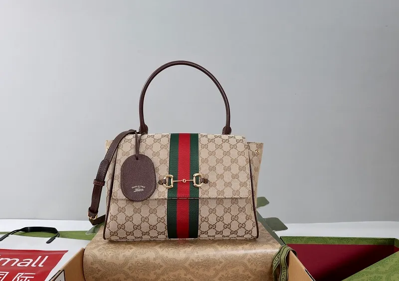 All categories Official website "Brand Women's Bags" Women's Bags 💙 GUCCI 2026 GUCCI new crossbody shoulder bag