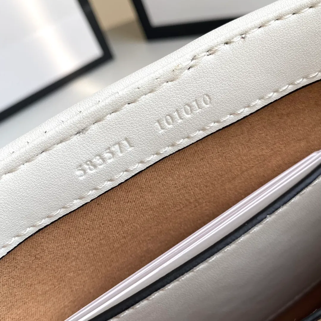 All categories Official website "Brand Women's Bags" Women's Bags 💙 GUCCI 2022 official new Gucci crossbody bag wholesale Original order quality 58002000 Size: 21-15.5-8 Cm