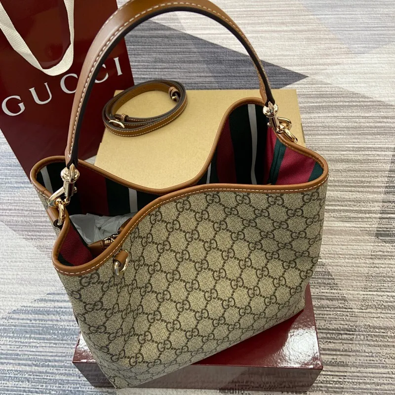 All Categories Official Website "Brand Women's Bags" Women's Bags 💙 GUCCI 2025 New GUCCI Crossbody Bag