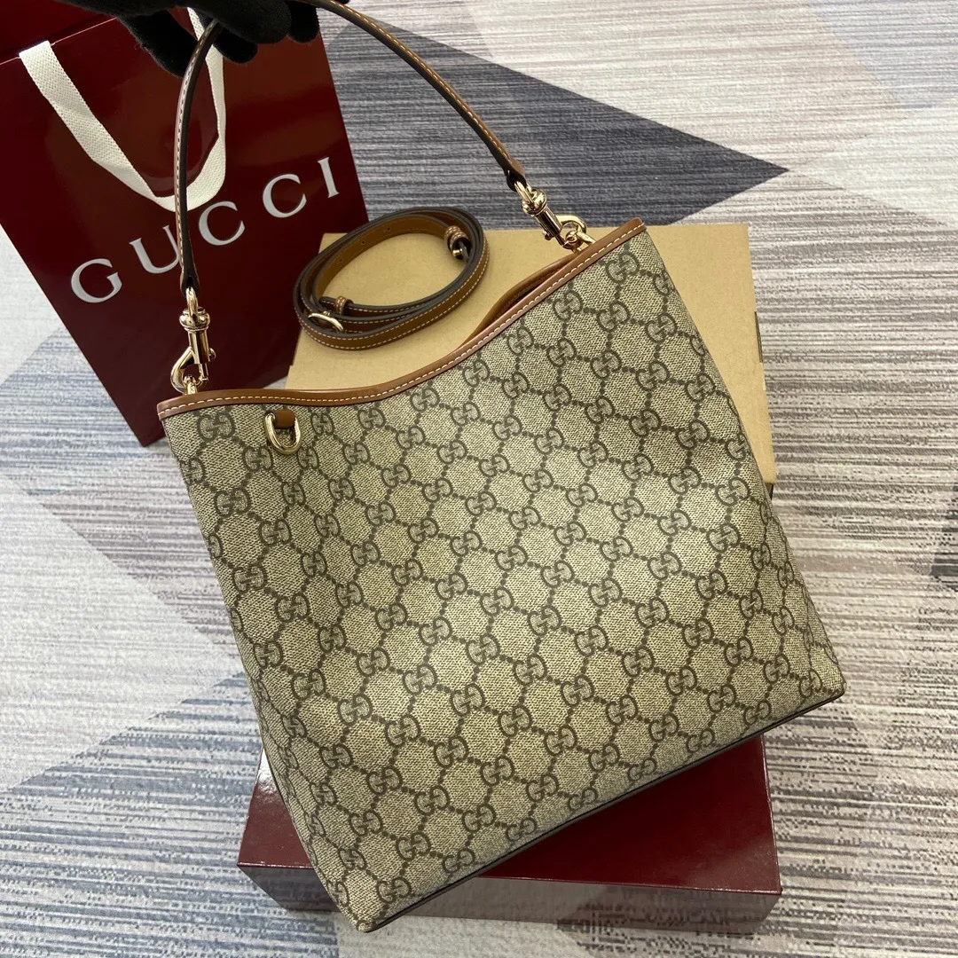 All Categories Official Website "Brand Women's Bags" Women's Bags 💙 GUCCI 2025 New GUCCI Crossbody Bag