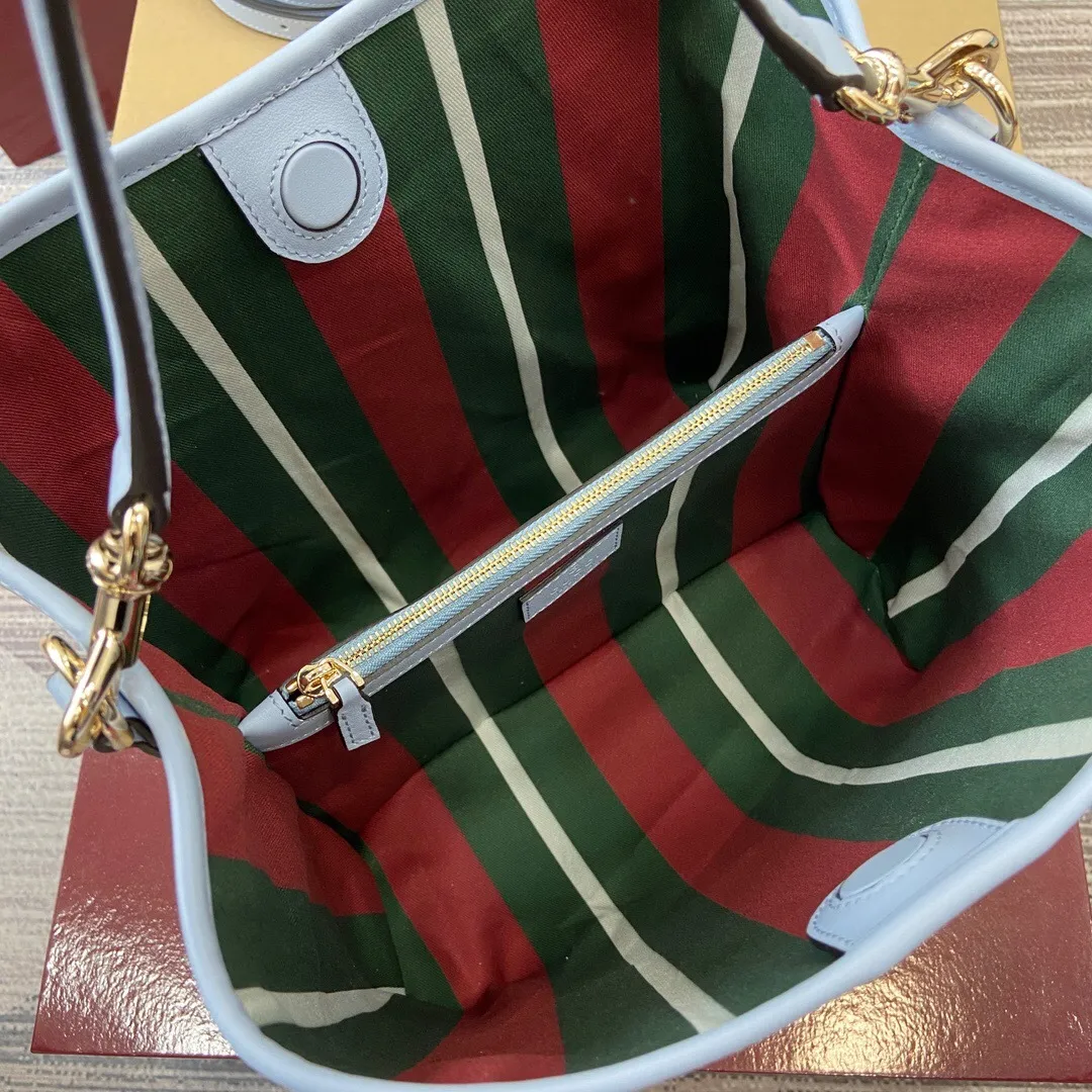 All Categories Official Website "Brand Women's Bags" Women's Bags 💙 GUCCI 2025 New GUCCI Crossbody Bag