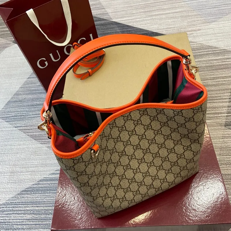 All Categories Official Website "Brand Women's Bags" Women's Bags 💙 GUCCI 2025 New GUCCI Crossbody Bag