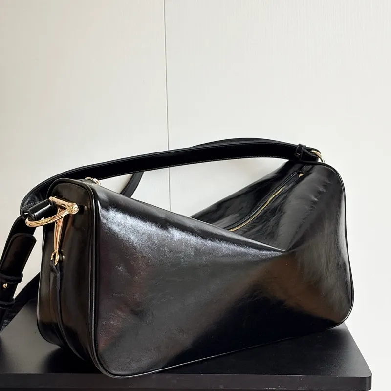 All Categories Official Website "Brand Women's Bags" Women's Bags 💙 GUCCI 2026 New GUCCI Underarm Bag