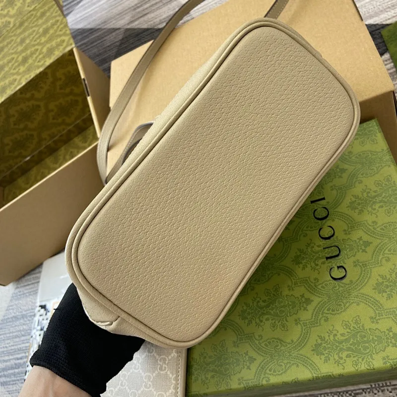 All Categories Official Website "Brand Women's Bags" Women's Bags 💙 GUCCI 2025 New GUCCI Crossbody Bag