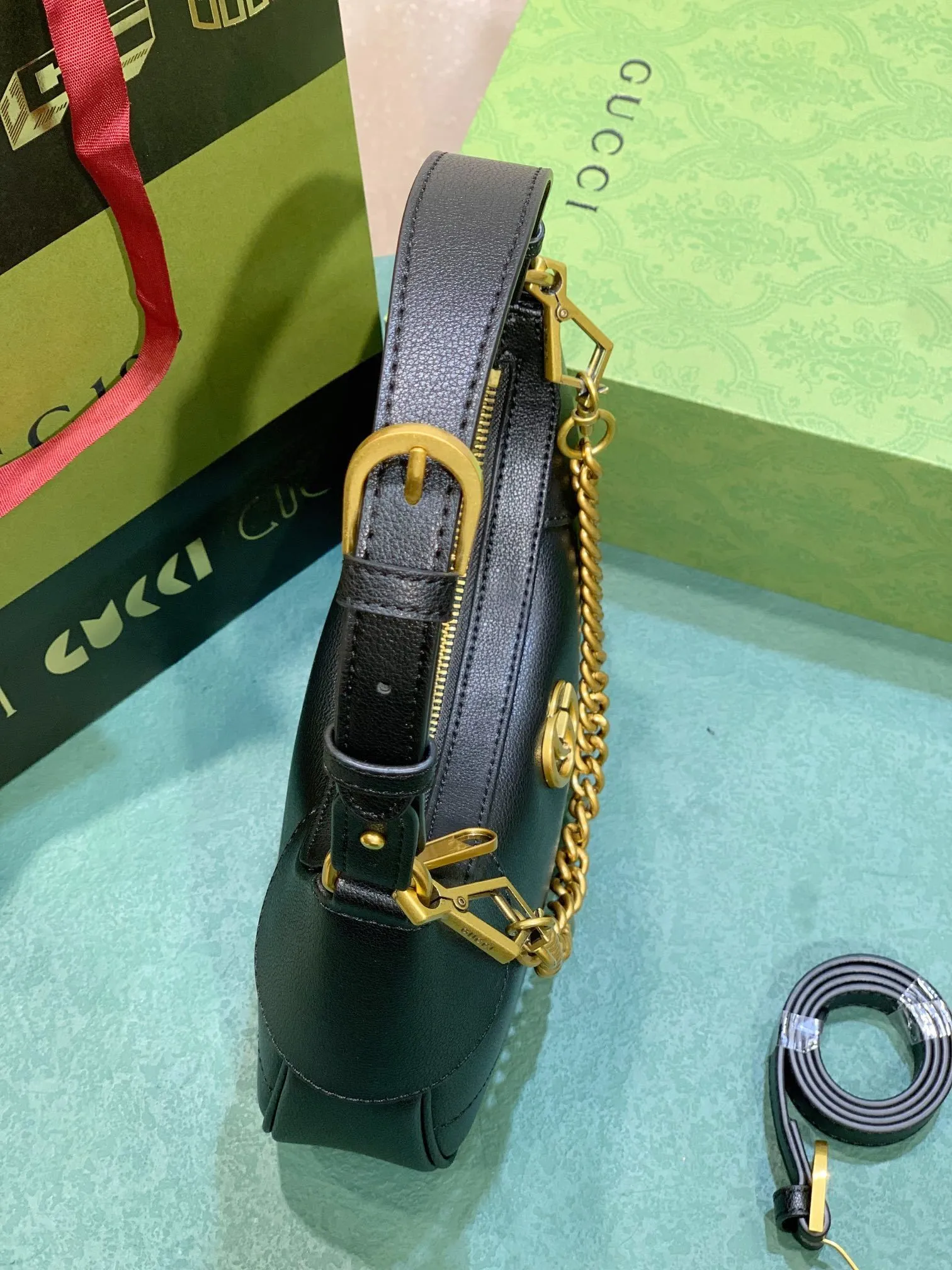 All categories Official website "Brand Women's Bags" Women's Bags 💙 GUCCI 2024 latest GUCCI crossbody bag