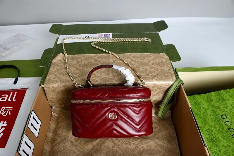 All categories Official website "Brand Women's Bags" Women's Bags 💙 GUCCI 2026 GUCCI new crossbody shoulder bag