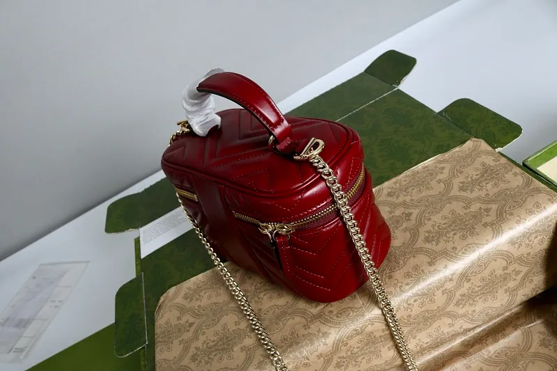 All categories Official website "Brand Women's Bags" Women's Bags 💙 GUCCI 2026 GUCCI new crossbody shoulder bag