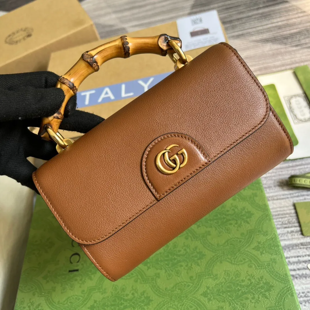 All Categories Official Website "Brand Women's Bags" Women's Bags 💙 GUCCI 2025 New GUCCI Crossbody Bag