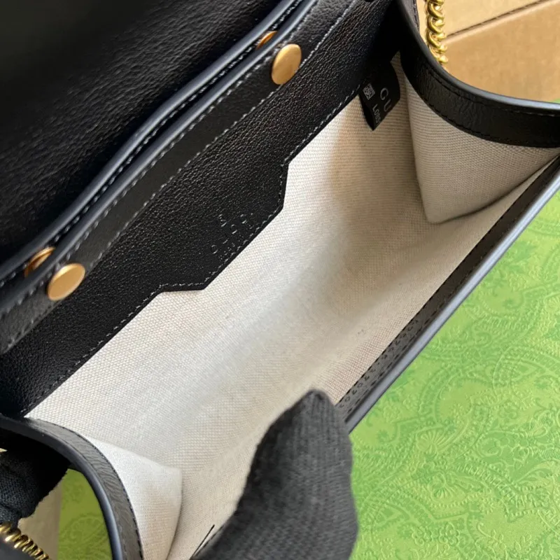 All Categories Official Website "Brand Women's Bags" Women's Bags 💙 GUCCI 2025 New GUCCI Crossbody Bag