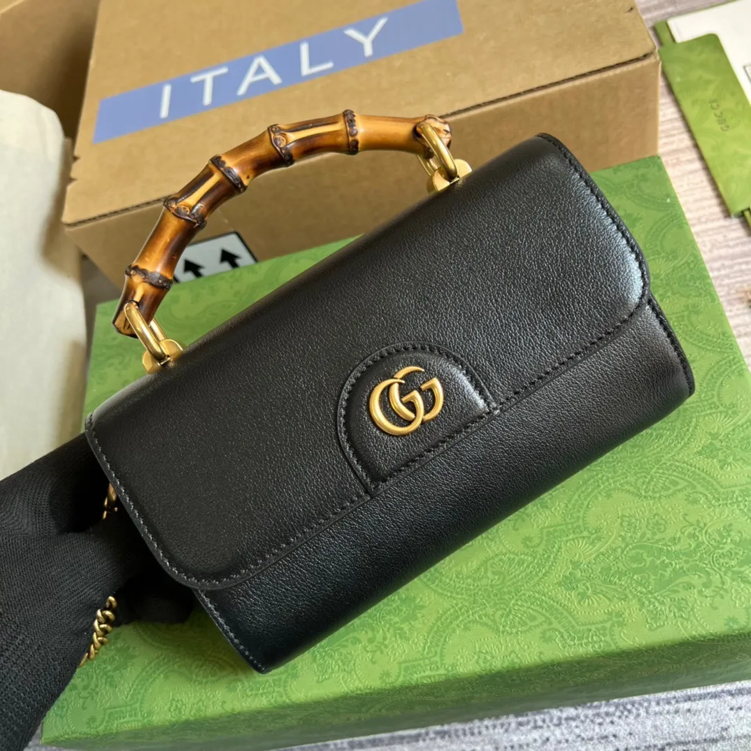 All Categories Official Website "Brand Women's Bags" Women's Bags 💙 GUCCI 2025 New GUCCI Crossbody Bag