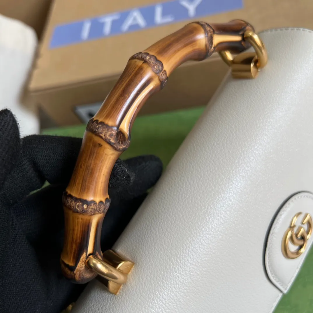All Categories Official Website "Brand Women's Bags" Women's Bags 💙 GUCCI 2025 New GUCCI Crossbody Bag