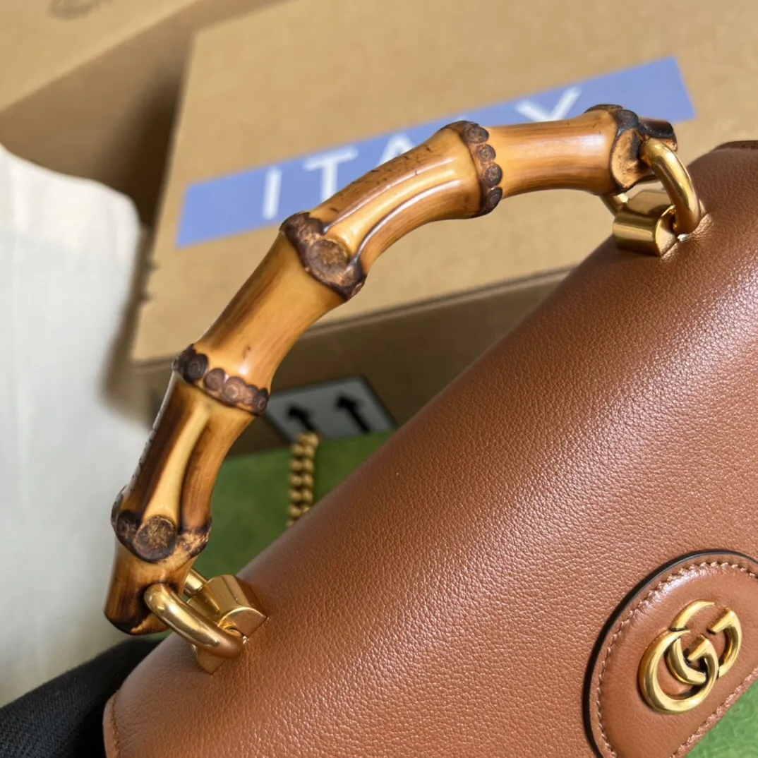 All Categories Official Website "Brand Women's Bags" Women's Bags 💙 GUCCI 2025 New GUCCI Crossbody Bag