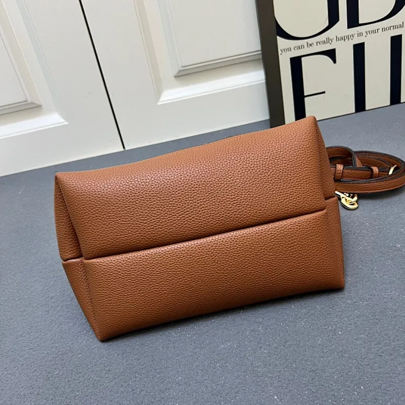 All Categories Official Website "Brand Women's Bags" Women's Bags 💙 GUCCI 2025 New Gucci Softbit Cowhide Handbag