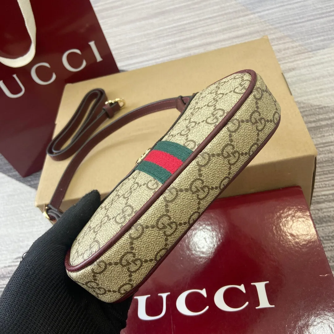 All categories Official website "Brand Women's Bags" Women's Bags 💙 GUCCI 2025 new GUCCI armpit bag